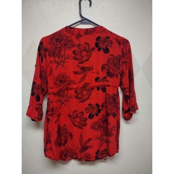 Nana Shop red and black floral 3/4 sleeve button front shirt - Picture 4 of 12